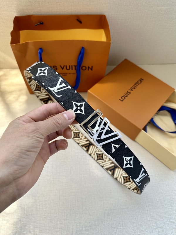 激安ルイヴィトンベルト正面デザイン